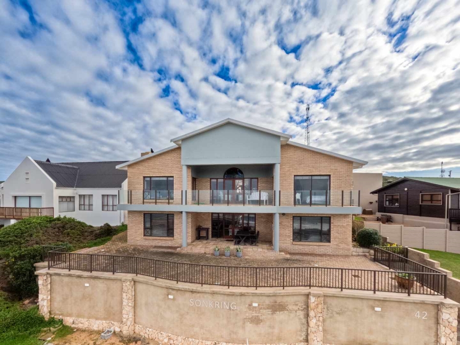 4 Bedroom Property for Sale in Jongensfontein Western Cape